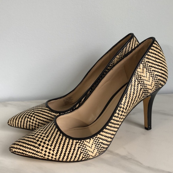 BCBGeneration Shoes - BCBGeneration Tan and Black Leather Woven Pumps Size 8.5M